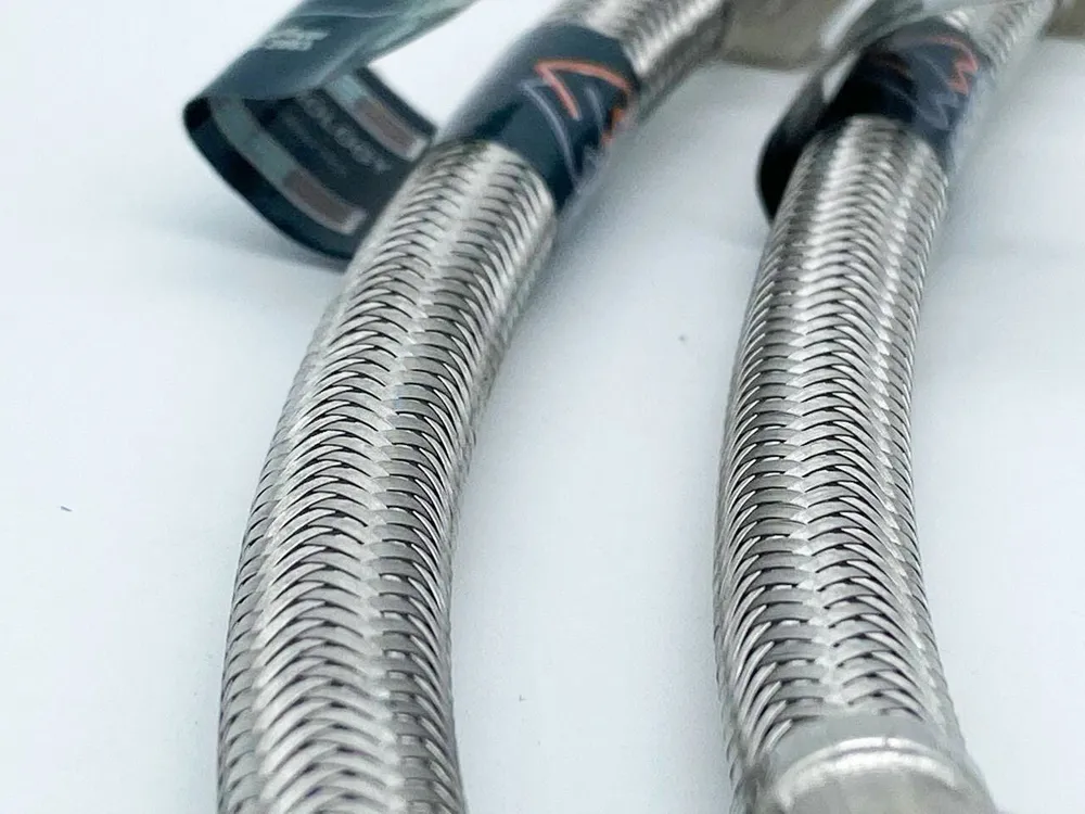 Гибкая подводка для воды MONOFLEX PEX 1/2" х 30см (гайка - штуцер) из сшитого полиэтилена - 2шт